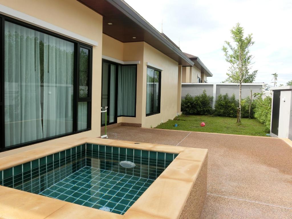 Deluxe Pool Villa